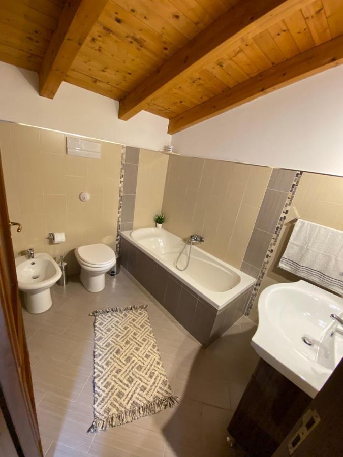 Villa Helios House Palermo Esterno foto